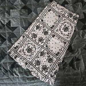 Floral Fields Midi Skirt (Size M)